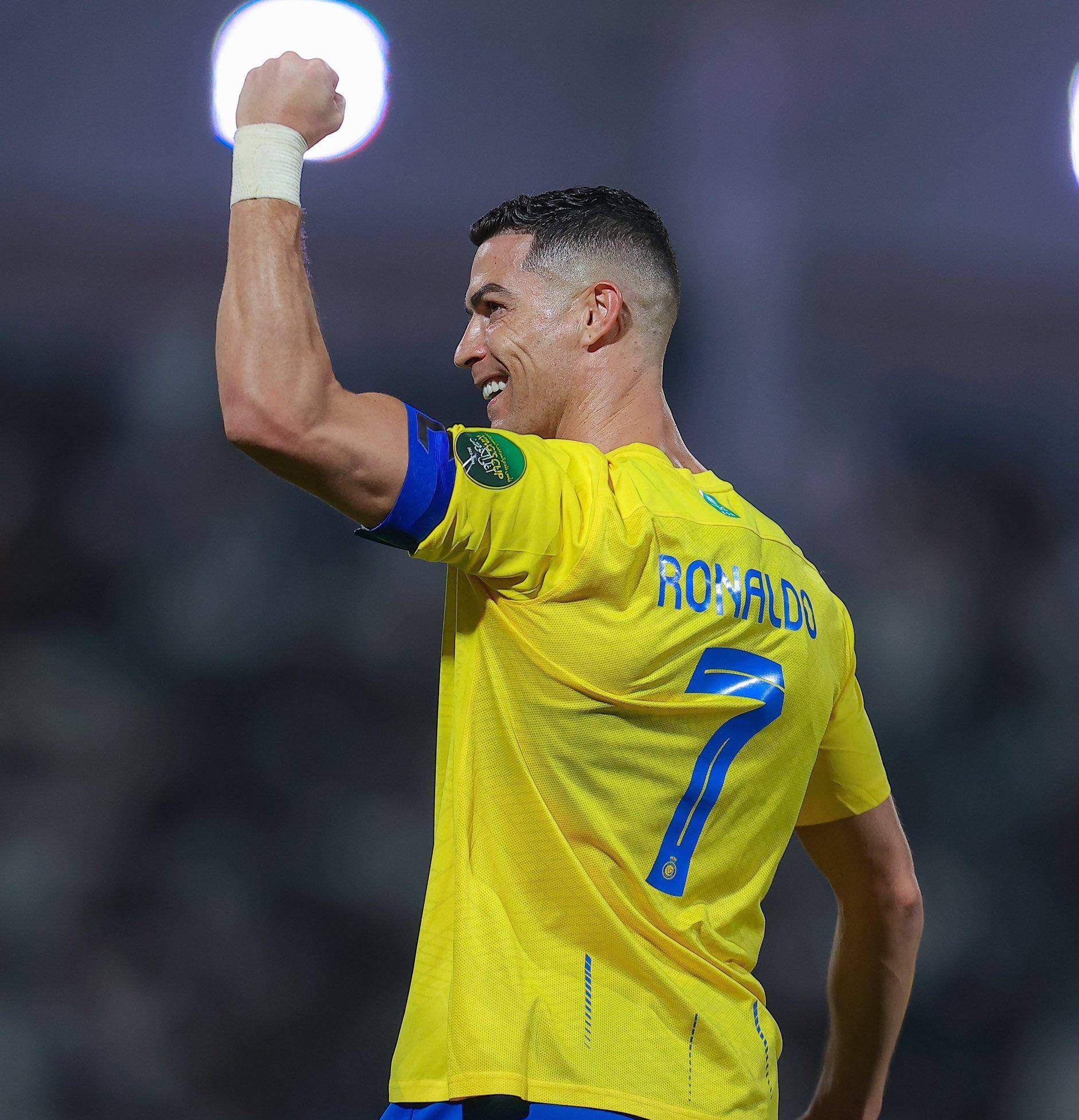 连克强敌 CBA联赛深圳男篮强势进前八