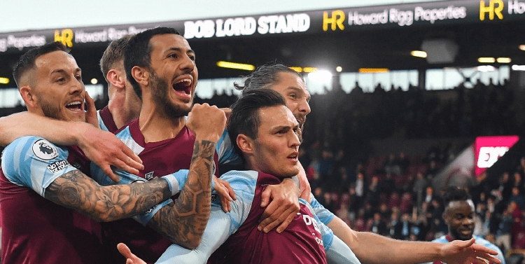 库里27分击败篮网 新秀7记三分创新高