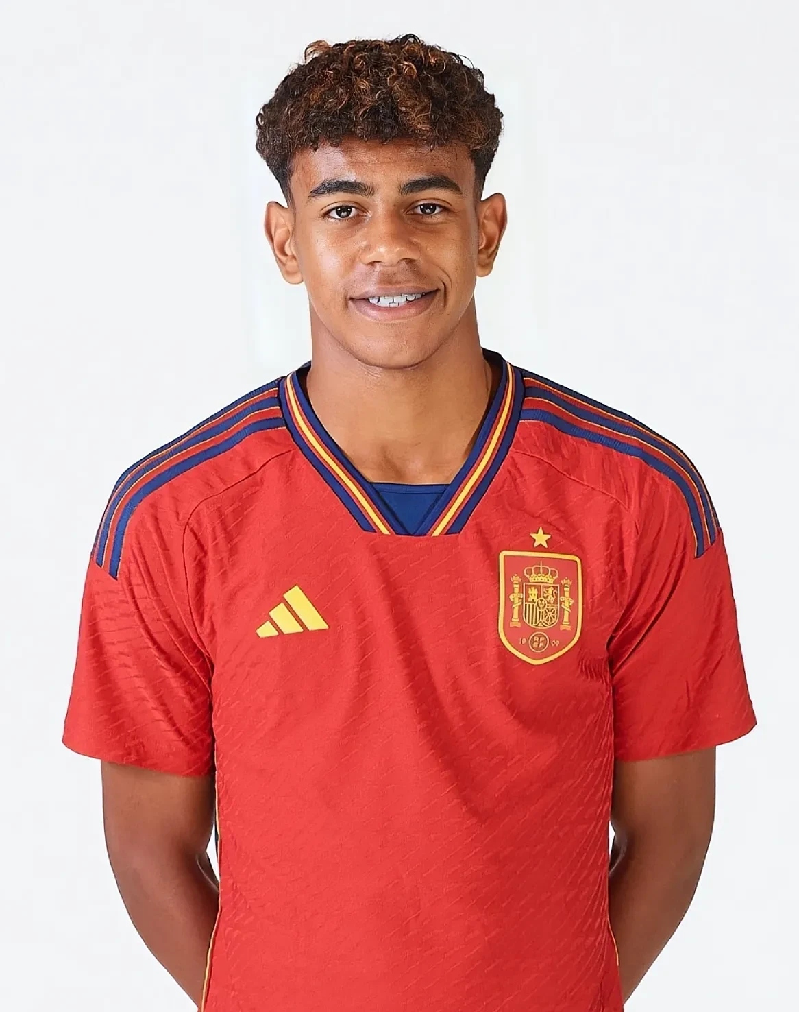 MOBA电竞热度不减 轻竞技模式受欢迎