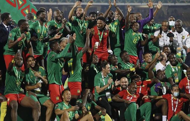 2023年12月中国手游厂商收入排行：腾讯吃鸡遥遥领先