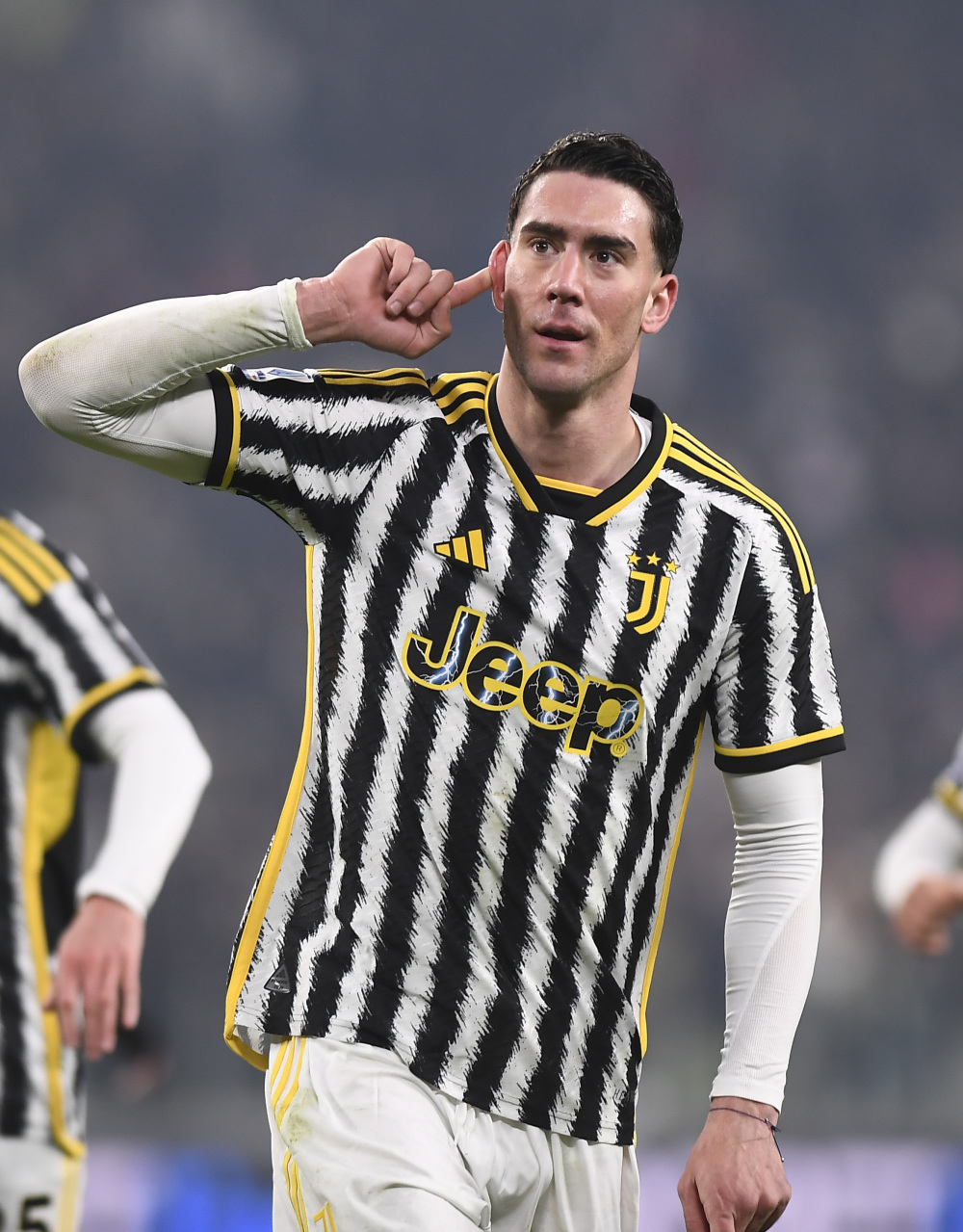 意甲-主场输给克雷莫纳 AC米兰无缘联赛开门红